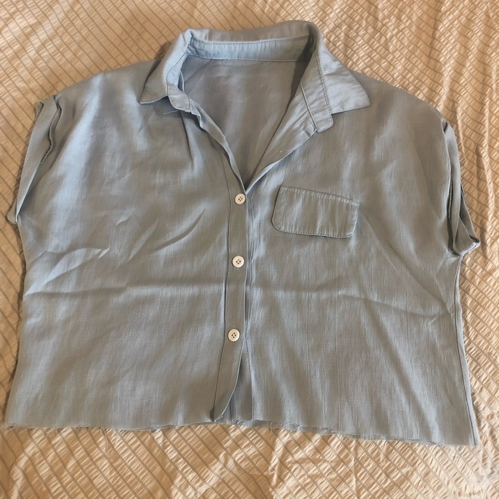 Baby blue cropped button up